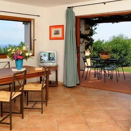 Apt Rocce Sarde 15_trilocale Con Piscina E Panorama Spettacolare 올비아